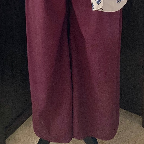 Hollister wide leg crop/culotte pants - Picture 2 of 6